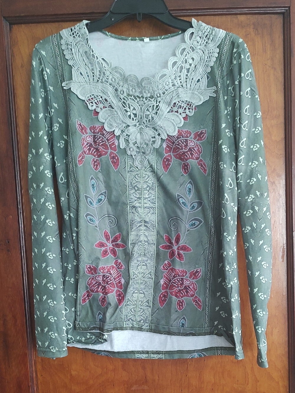Olive Green Floral Lace-Trim Long Sleeve Tee by